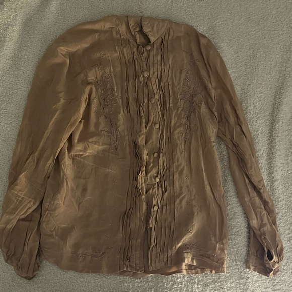 Silk top - Picture 1 of 3